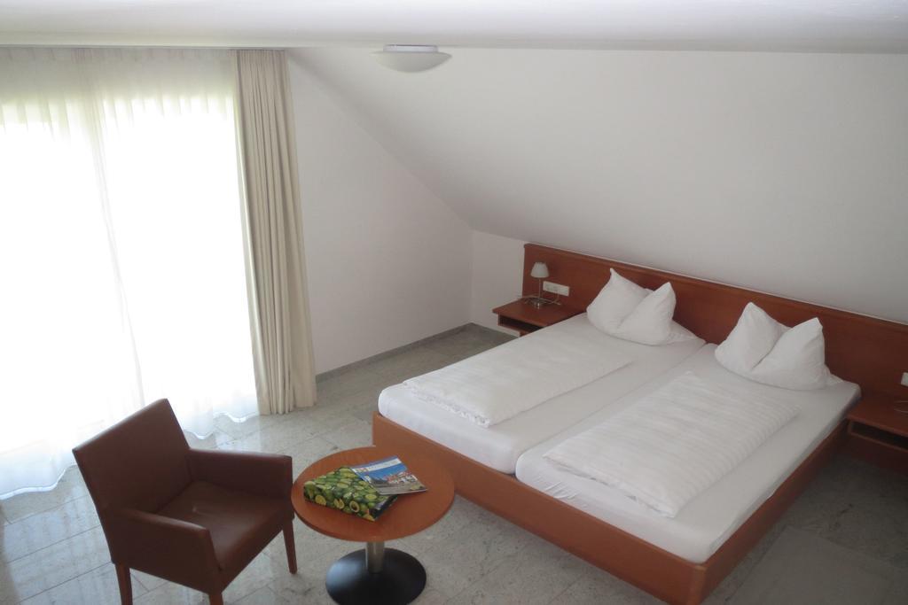 Gaestehaus Frohe Aussicht เครสส์บรอนน์ อัม โบเดนเซ ภายนอก รูปภาพ