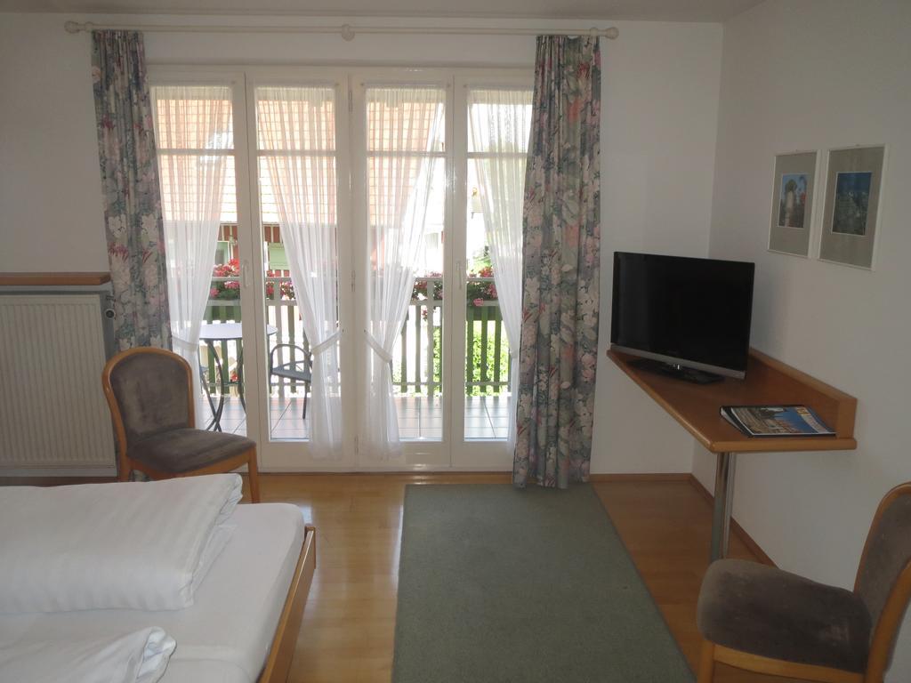 Gaestehaus Frohe Aussicht เครสส์บรอนน์ อัม โบเดนเซ ภายนอก รูปภาพ