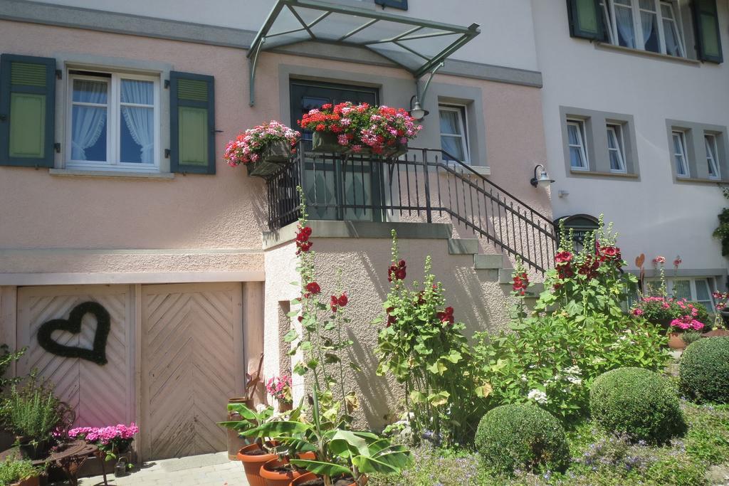 Gaestehaus Frohe Aussicht เครสส์บรอนน์ อัม โบเดนเซ ภายนอก รูปภาพ