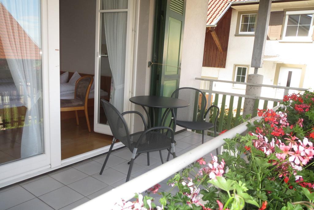 Gaestehaus Frohe Aussicht เครสส์บรอนน์ อัม โบเดนเซ ภายนอก รูปภาพ